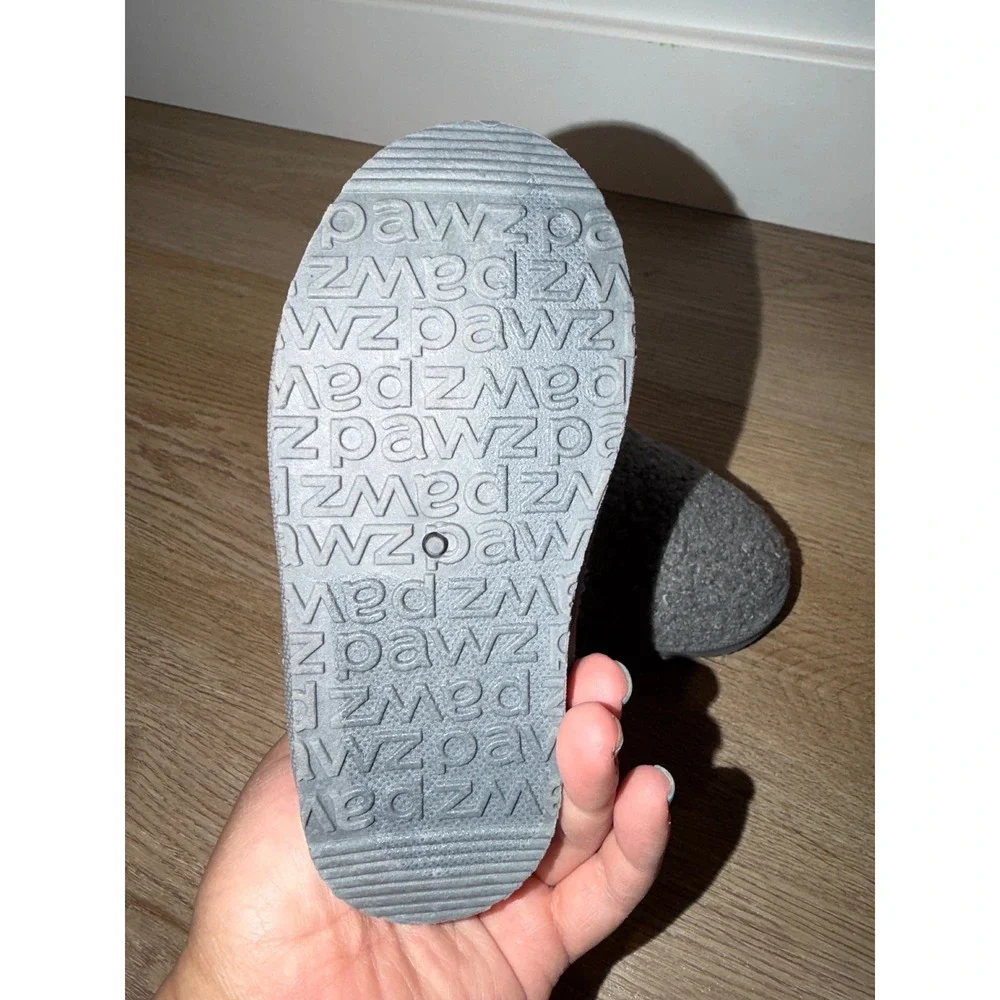 Kids cozy slippers 9/10